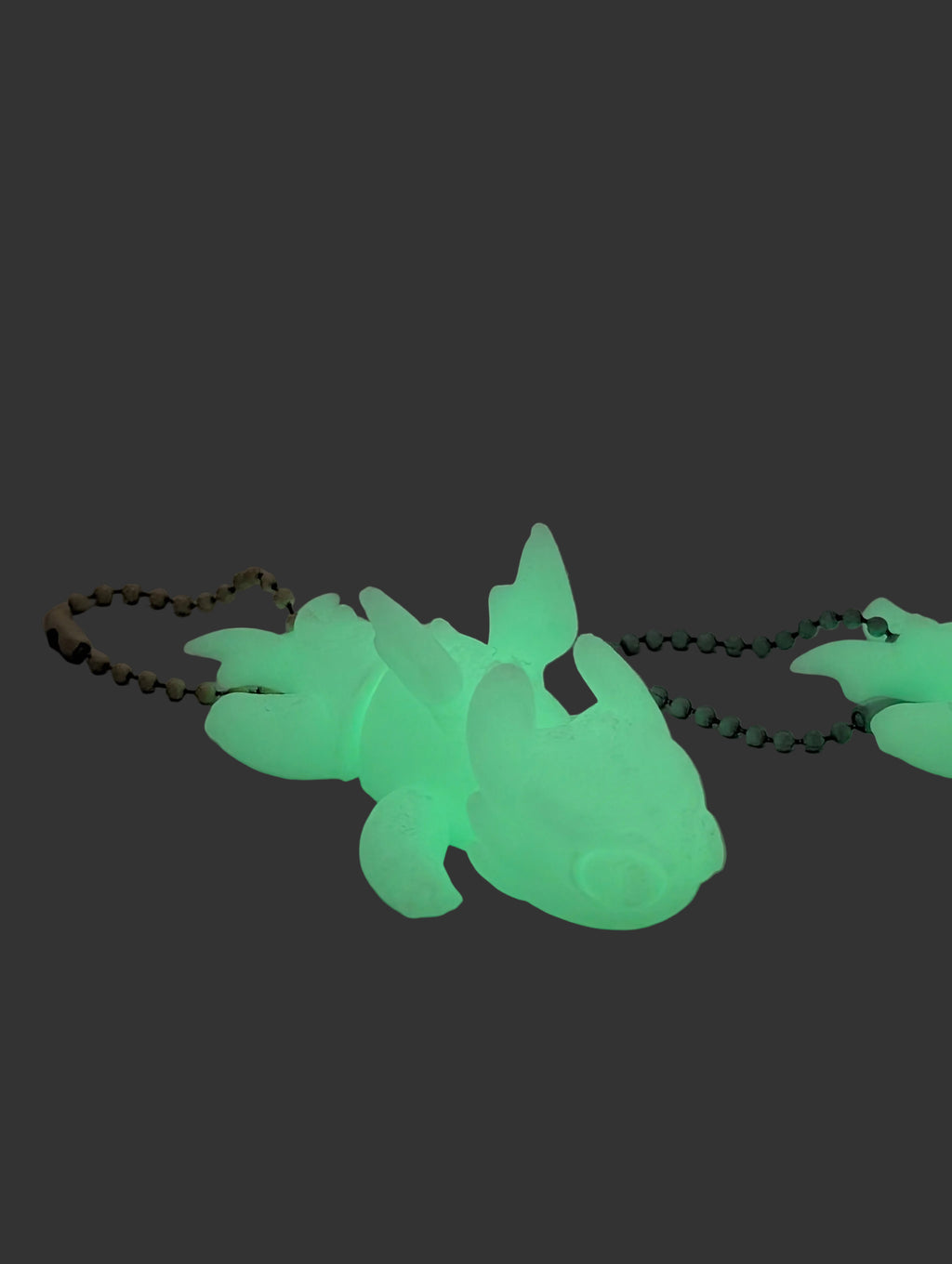 Glow-in-the-Dark Dragon Keychain – Light Up Your Adventure